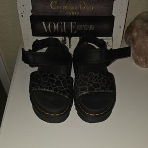 Dr. Martens VOSS hair Black and Gray Animal Print Sandals Sz7/EU38